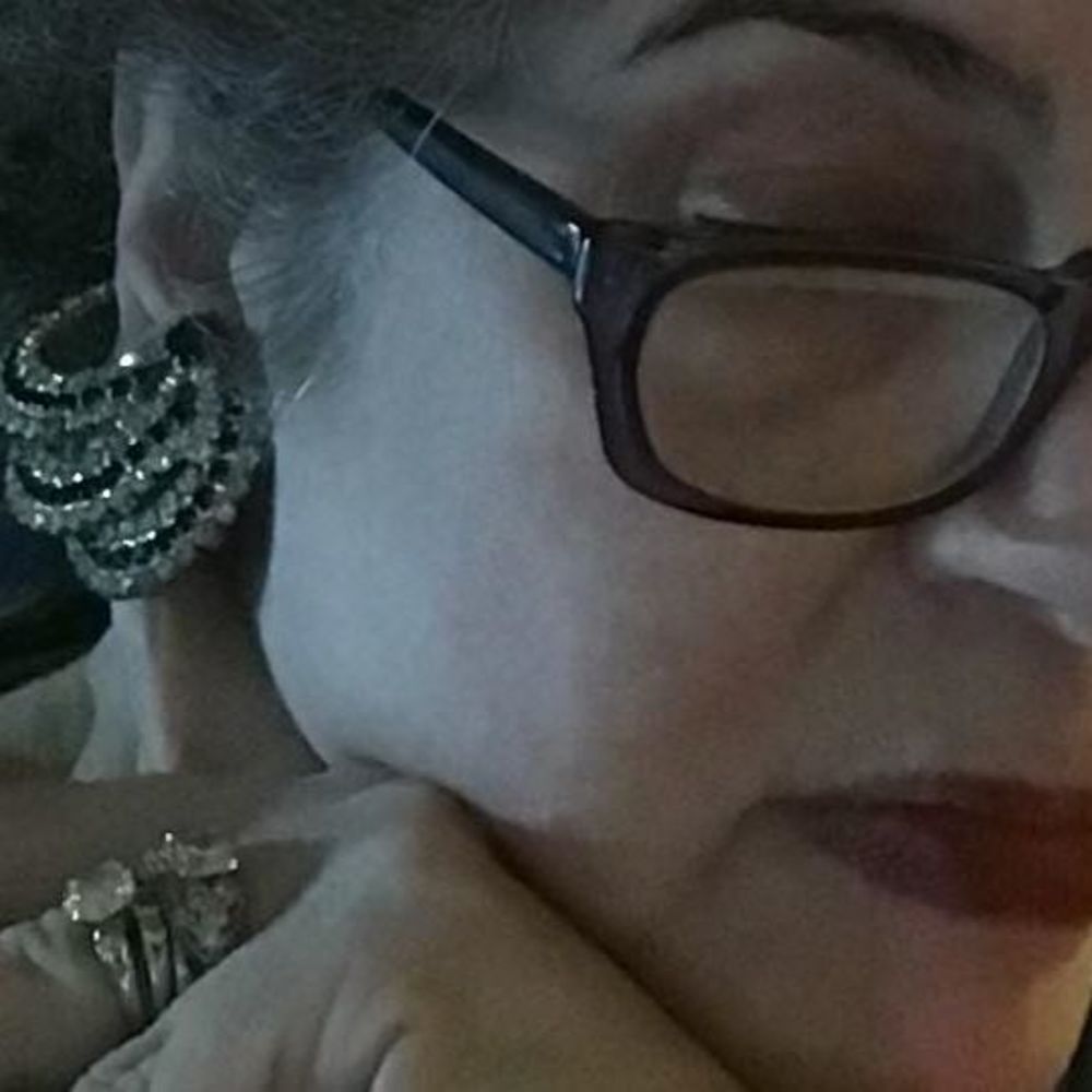 Meet your Posher, Nancy